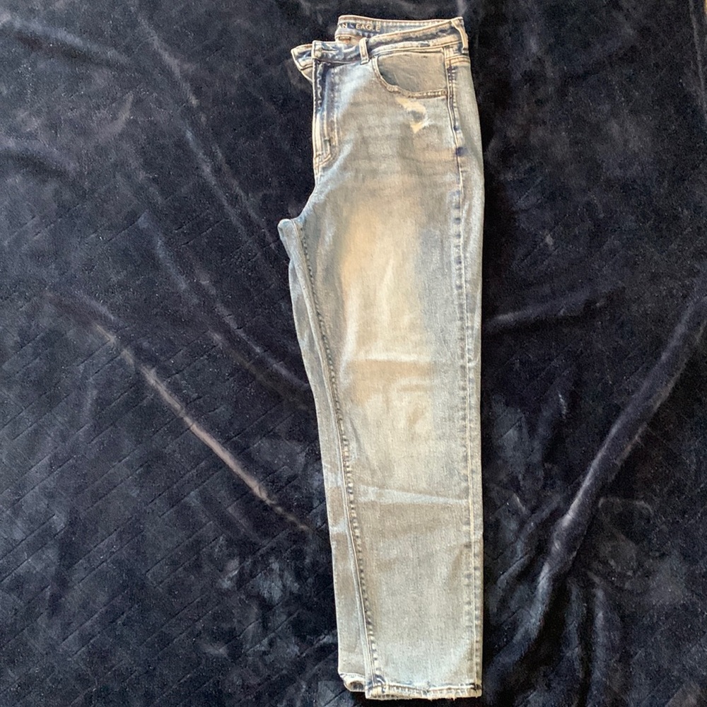 American Eagle Mom jeans